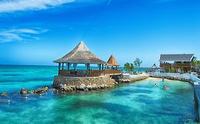 Seagarden Beach Resort